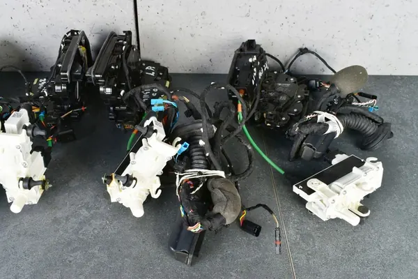 BMW 5 G30 G31 M5 F90 Soft Close Schlösser image 3