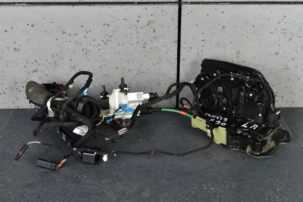 BMW 5 G30 G31 M5 F90 Soft Close Schlösser image 8