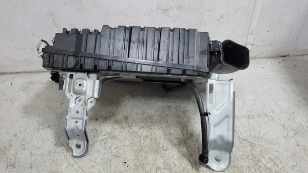 Batterie hybride 48V Ford Puma MK2 OEM L1TA-10B759-AE image 4