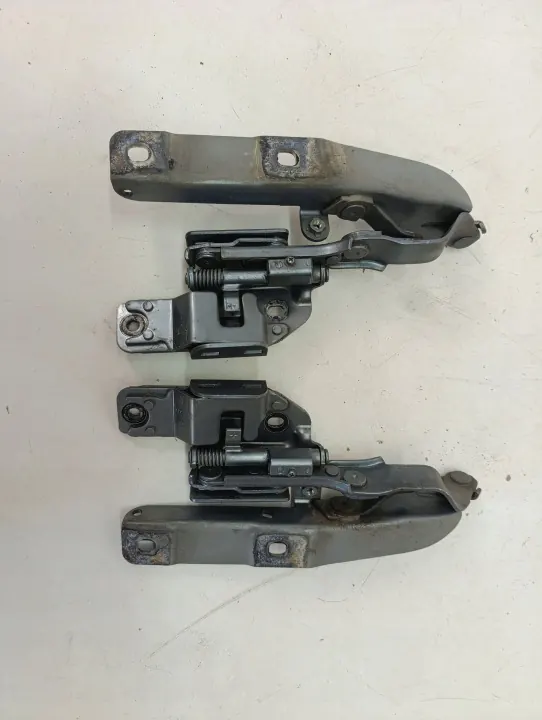 Infiniti Q50 Konepellin Saranoja Set OEM DLL3905 image 2