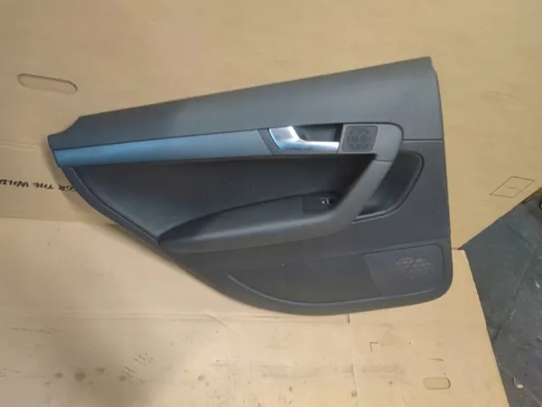 OEM TAPICERKA BOCZEK DRZWI LEWY TYŁ SKÓRA - Linker Achterdeurbekleding image 2