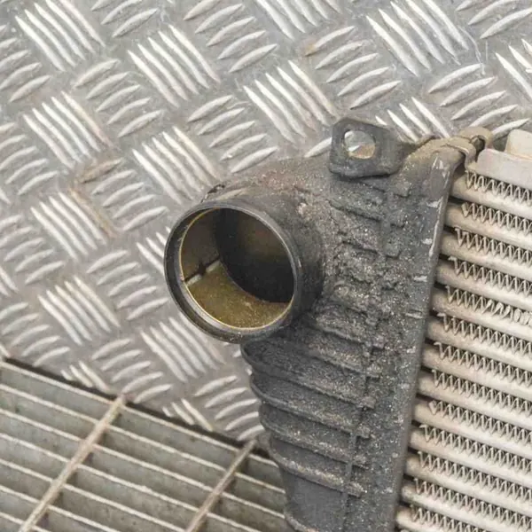 Intercooler Mercedes Sprinter W901 A9015010701 image 3