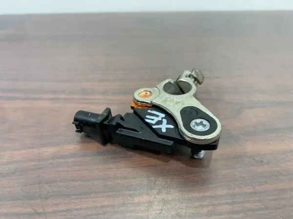 Batterieklemme Jaguar OEM BJ32-10C679-AE image 4