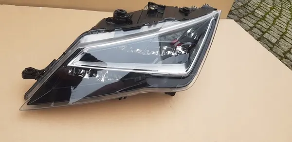 SEAT LEON III Farol Esquerdo Full LED 2015 image 4