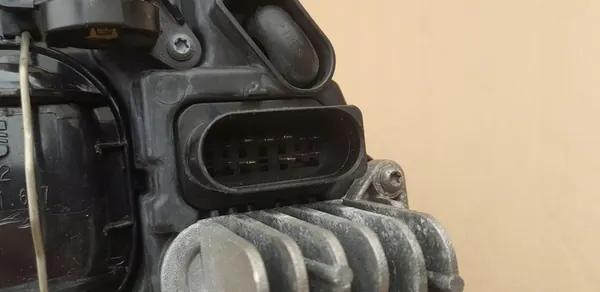 SEAT LEON III Farol Esquerdo Full LED 2015 image 9