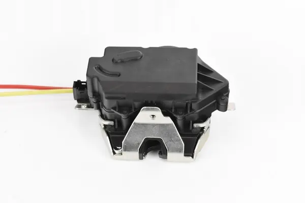 Trunk Lock A2117400036 Mercedes W211 S211 Kombi image 2