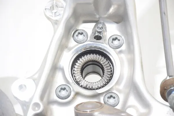 Componenti Sospensione Anteriore Sinistra BMW X5 G05 G06 OEM image 7