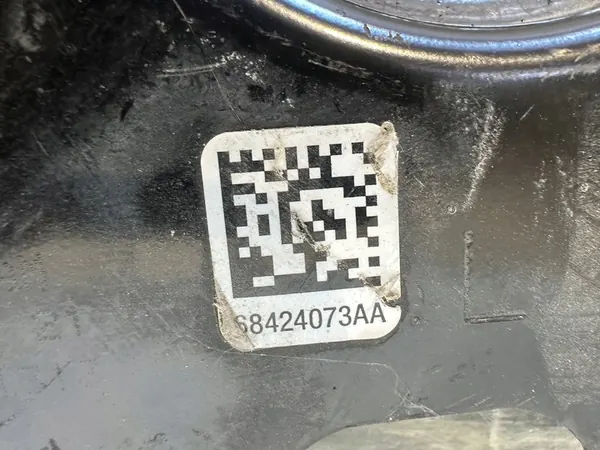 Support de montage gauche pour Jeep Grand Cherokee WL L 2021- OEM image 3