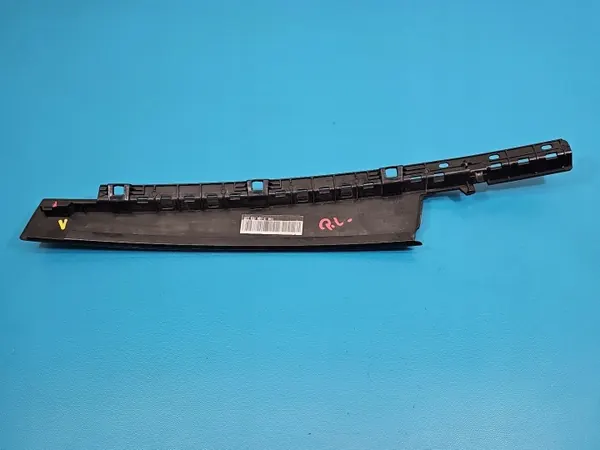 Türleiste Vorne Links OEM 5FF837901C Cupra Formentor image 5