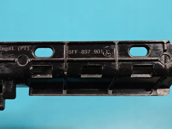 Türleiste Vorne Links OEM 5FF837901C Cupra Formentor image 9