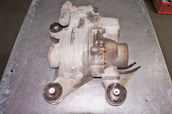 Audi Q3 I 8U 2.0TFSI Quattro Takadifferenti UP269 image 2