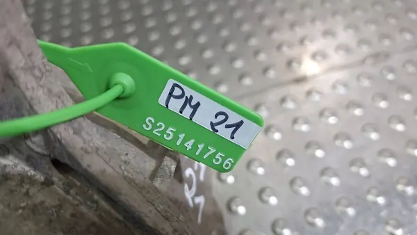 MB VITO W477 2014 2.2 CDI Engine Mount Right A4472410013 image 6