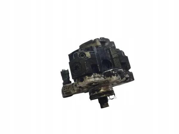 Bomba de combustível TOYOTA AURIS (_E15_) 1.36L diesel 2007 2210033040 image 3