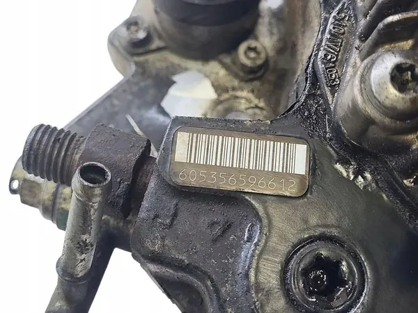 Bomba de combustível TOYOTA AURIS (_E15_) 1.36L diesel 2007 2210033040 image 8