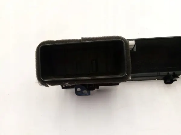 Mitsubishi Outlander III grillskydd OEM 8055A051 image 7