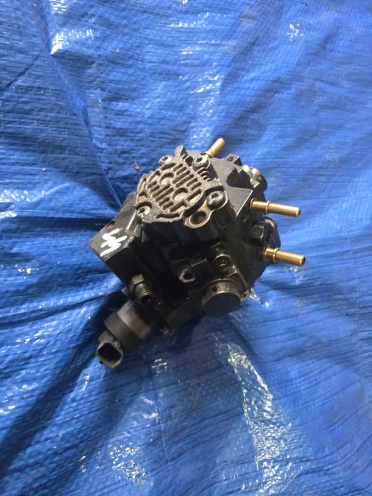 Insprutningspump OEM h8200912103 för Renault image 2