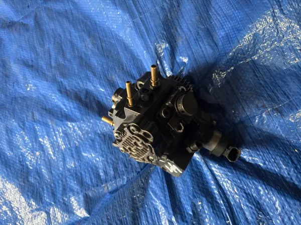 Insprutningspump OEM h8200912103 för Renault image 4