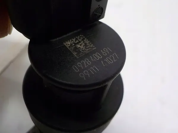 Válvula de combustível BMW 1 E87 3 E90 0928400691 image 2