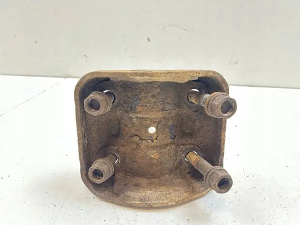 Toyota Hilux Hinterfeder OEM MAM84408 - Gebraucht image 3