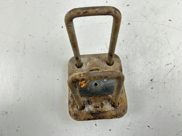 Toyota Hilux Hinterfeder OEM MAM84408 - Gebraucht image 4