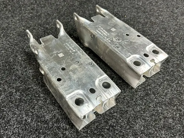 MINI COOPER F55 F56 F57 Främre Krockzon Vänster Höger 51117406389 image 2