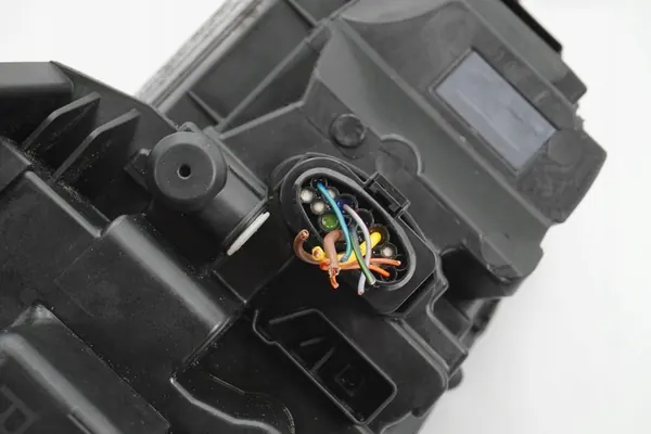 Farol LED direito Skoda Octavia MK3 5E1941018E image 10