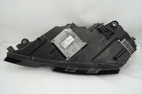 Farol LED direito Skoda Octavia MK3 5E1941018E image 7