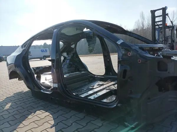 OEM Lochow-320239- Ford Mustang Mach-E Bas de Côté Droit image 3