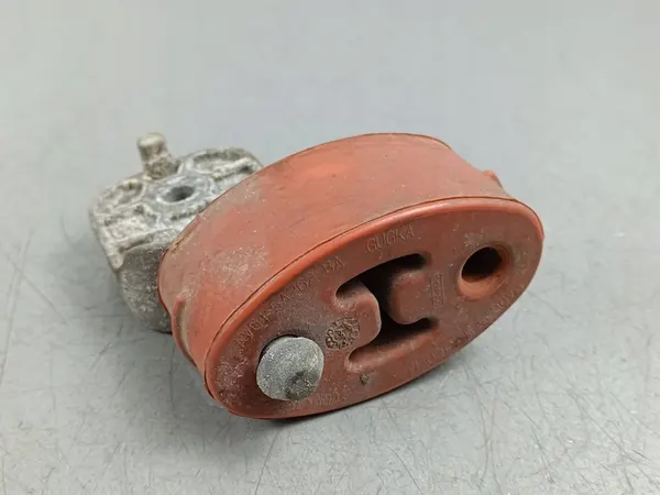 Ford Bronco 2021 Rechter Bevestiging / Uitlaatbeugel image 2