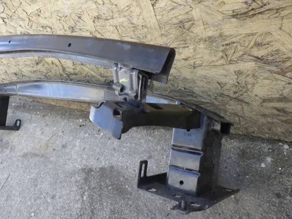 Skoda OE Framstötfångarbalk OEM 5E3807109 Begagnad image 7