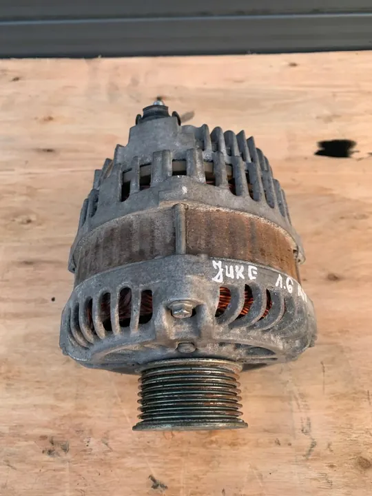 Vaihtovirtalähde Nissan Juke 1.6 16V OEM 231001KA1M image 2