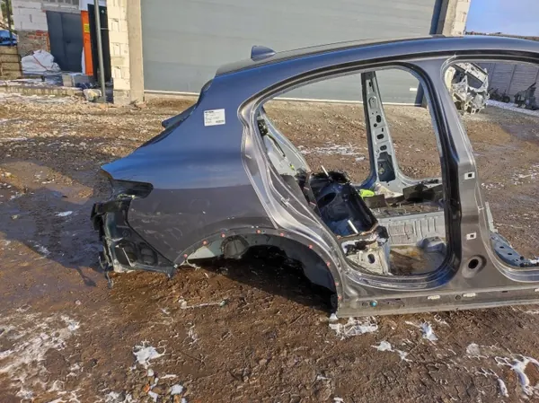Garde-boue quart arrière gauche CWIARTKA Alfa Romeo 159 image 2