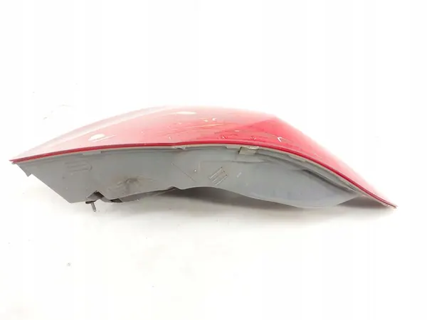 Mercedes-Benz C W205 Linker Achterlicht image 2