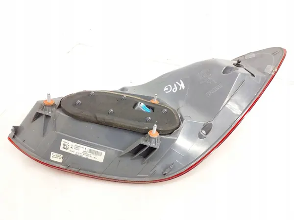 Mercedes-Benz C W205 Linker Achterlicht image 4