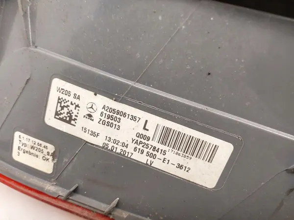 Mercedes-Benz C W205 Linker Achterlicht image 7