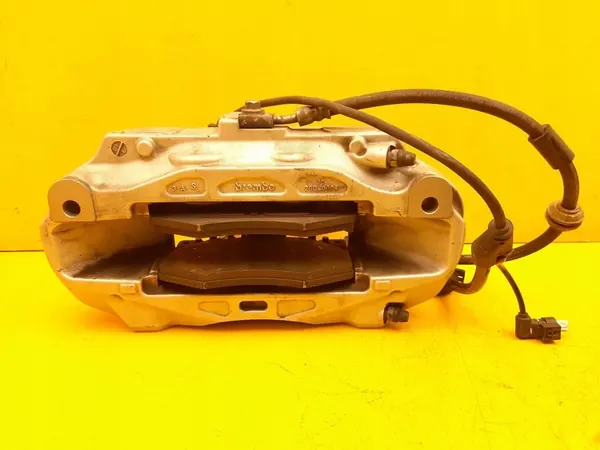 Oikea etujarrusatula Mercedes-Benz GLB x247 AMG A35 OEM image 2