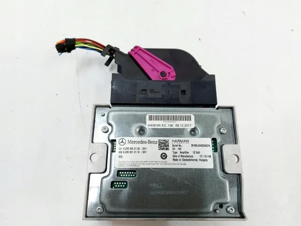 Mercedes audioversterker OEM A2059002129 - Gebruikt image 3