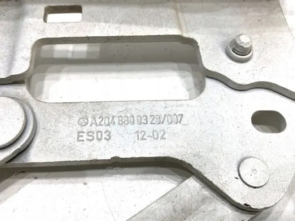 Bisagra Capó Izquierdo OEM A2048800328 Mercedes X204 SUV image 4