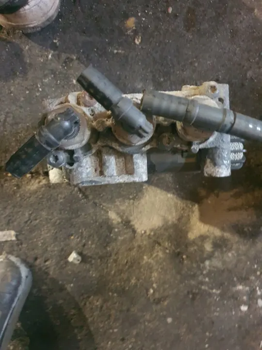 Bremsventil-Modulator OEM 1867002 für DAF XF 106 image 3
