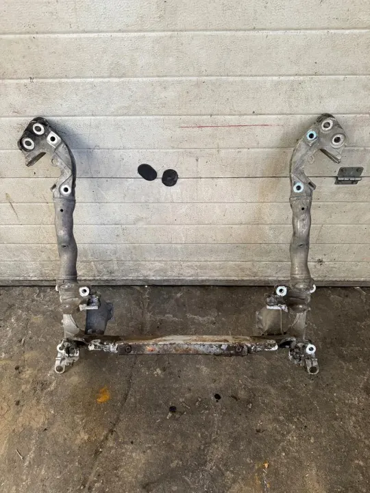 Audi Q5 8R Voorasdrager OEM 8R0399315J image 2