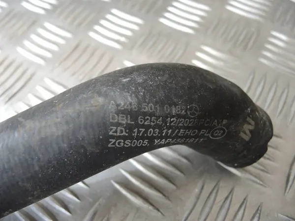 Mercedes-Benz OE A2465010182 Motor Koelradiator image 2