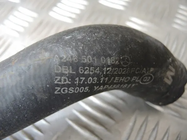 Mercedes-Benz OE A2465010182 Motor Koelradiator image 3