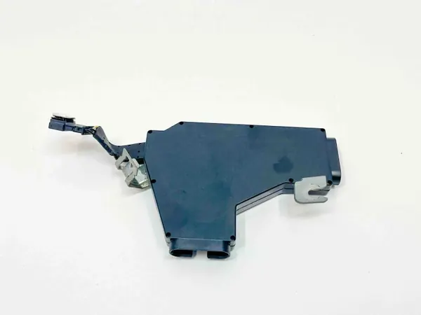 Mercedes-Benz Antenneversterker OEM A2308207189 image 5