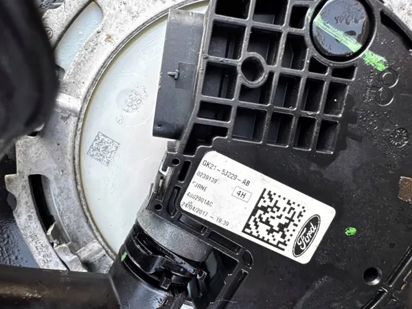 Tanque AdBlue usado OEM Gk215j228Ae para Ford Transit image 3