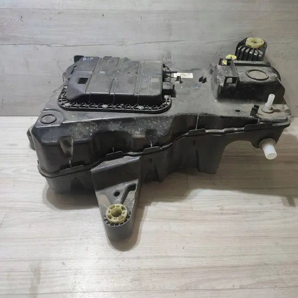Gebruikte AdBlue-tank OEM 27479 voor Peugeot Rifter image 2