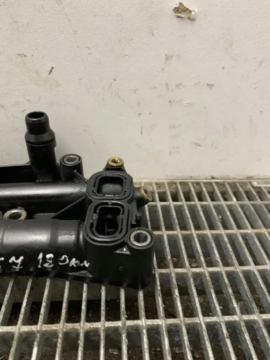 BMW Oliefilterbasis OEM 7037933 voor 5-serie F10/F11 image 4
