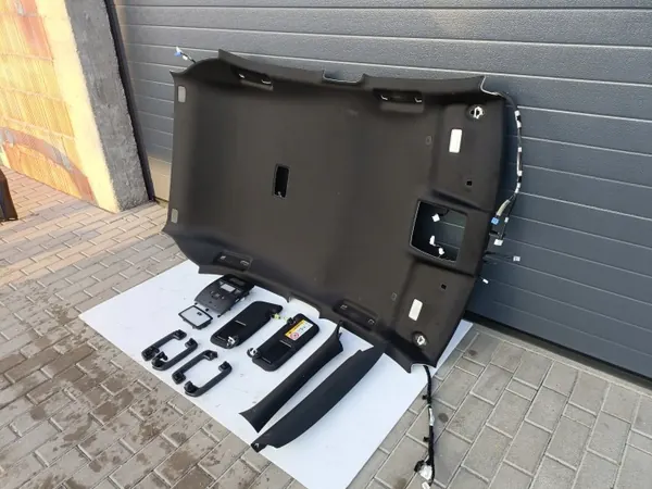 Plafonnier Lexus UX Noir OEM LEXUS UX PODSUFITKA image 3
