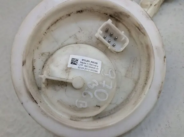 Bomba de combustível Porsche Panamera 970 3.6 V6 OEM 97020142502 image 3