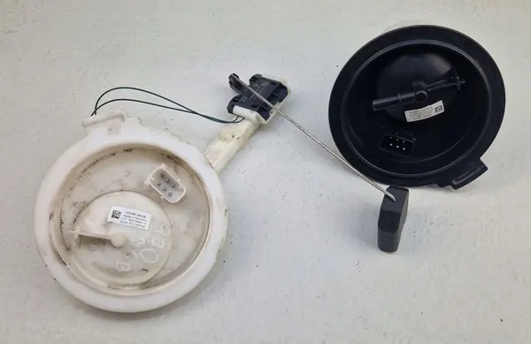 Bomba de combustível Porsche Panamera 970 3.6 V6 OEM 97020142502 image 4