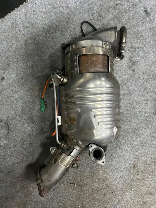 Catalyseur HK83-5H240-SH pour Jaguar/Land Rover image 3